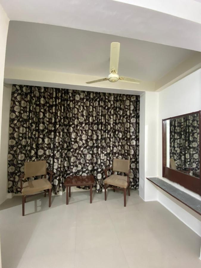 Double Room Private Bathroom