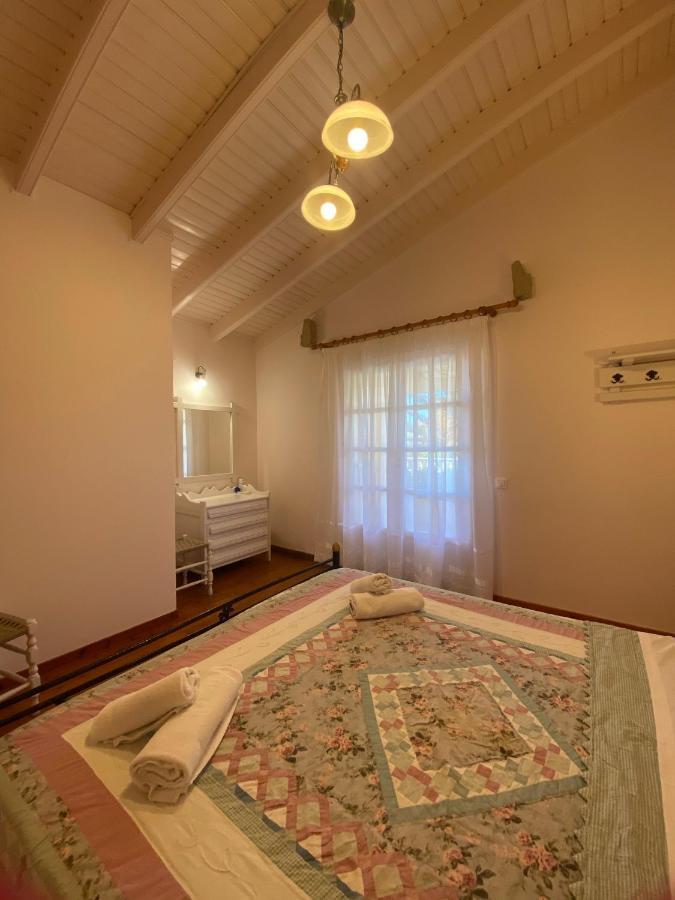Superior Two-Bedroom Apartment Split Level Pool View