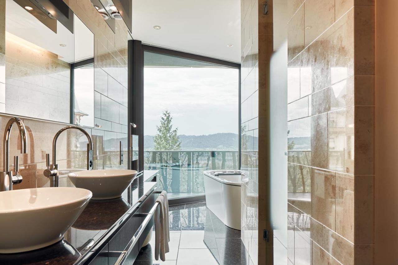 Deluxe Junior Suite met Balkon en Uitzicht op het Meer