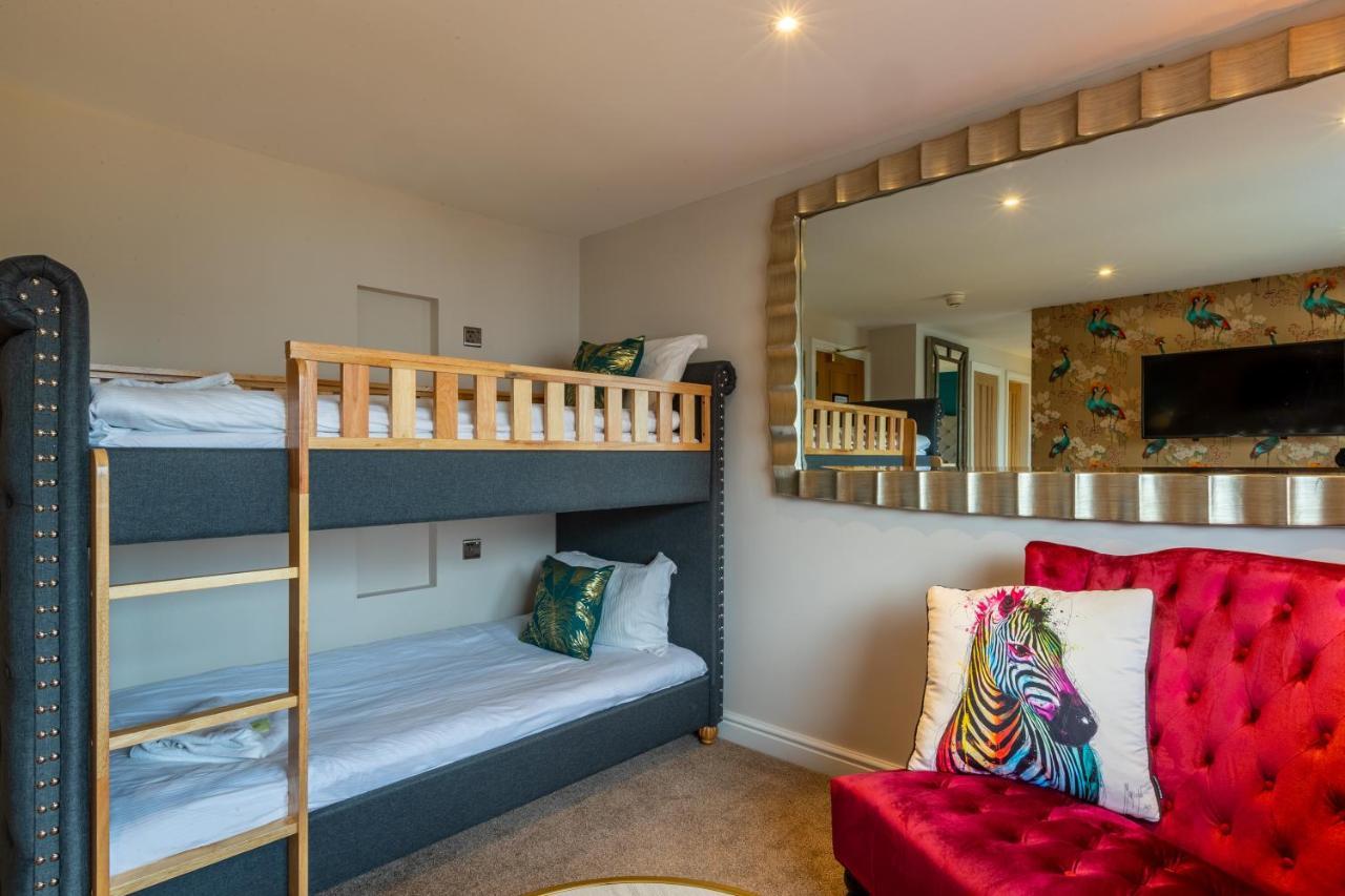 Deluxe Quadruple Room