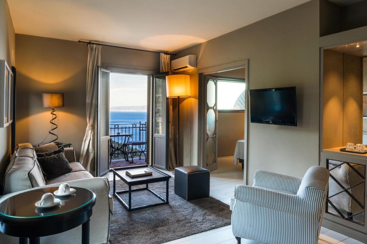 Luxury Suite Sea View Separate Building