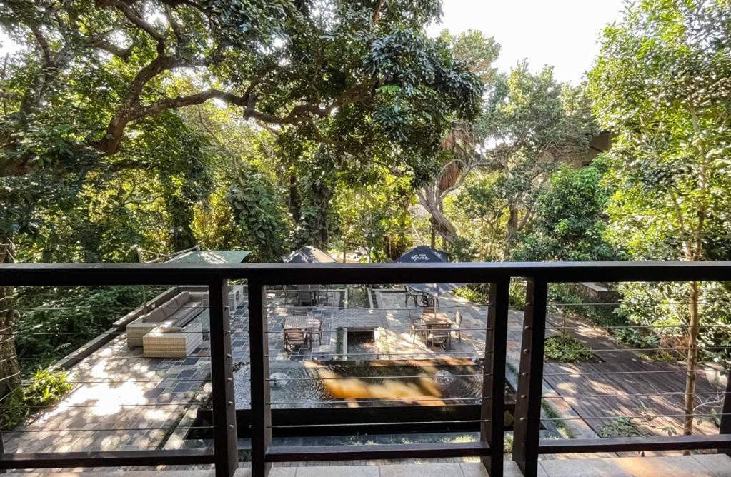 King Room Garden View