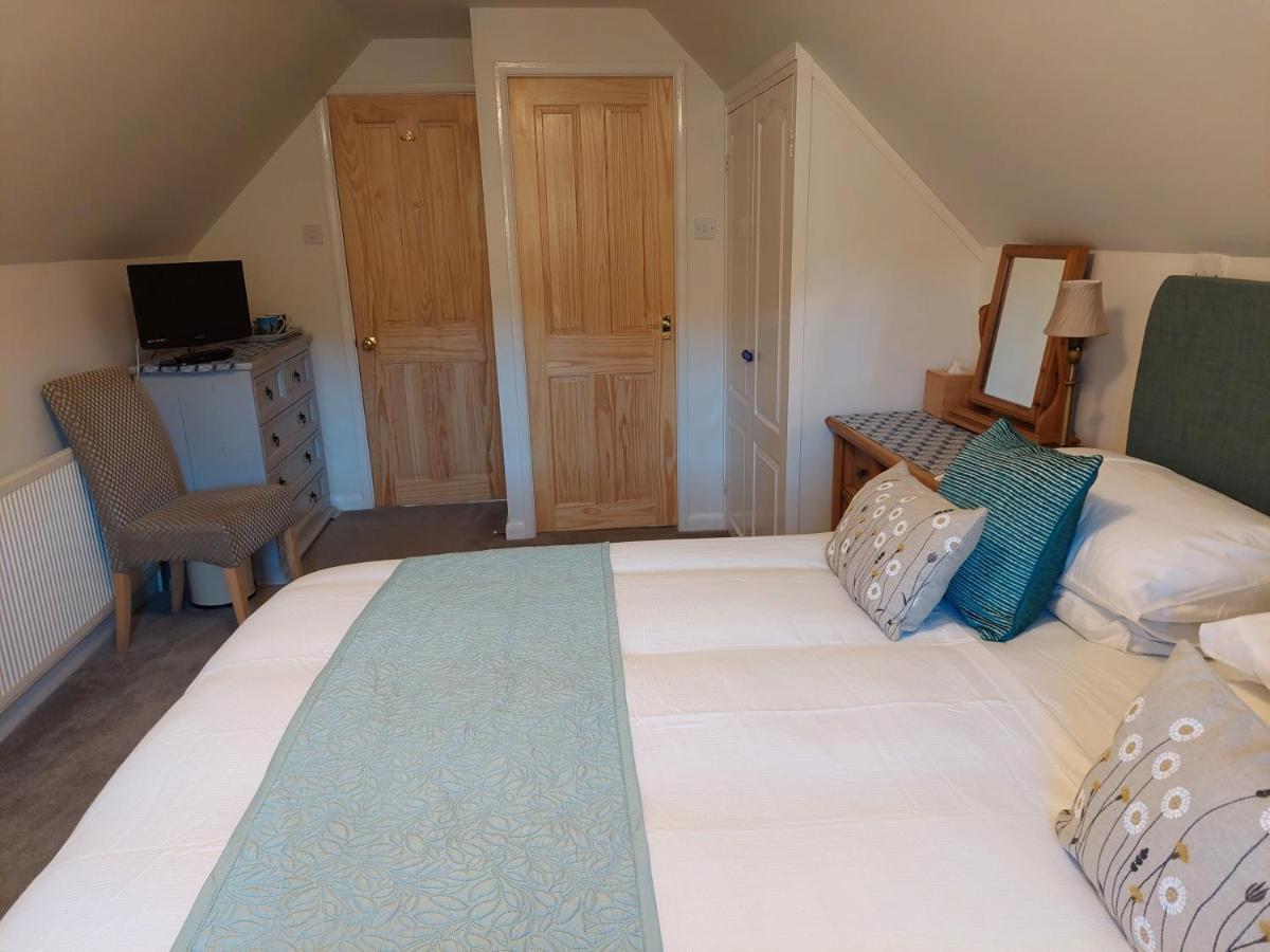 Deluxe Double or Twin Room Garden View