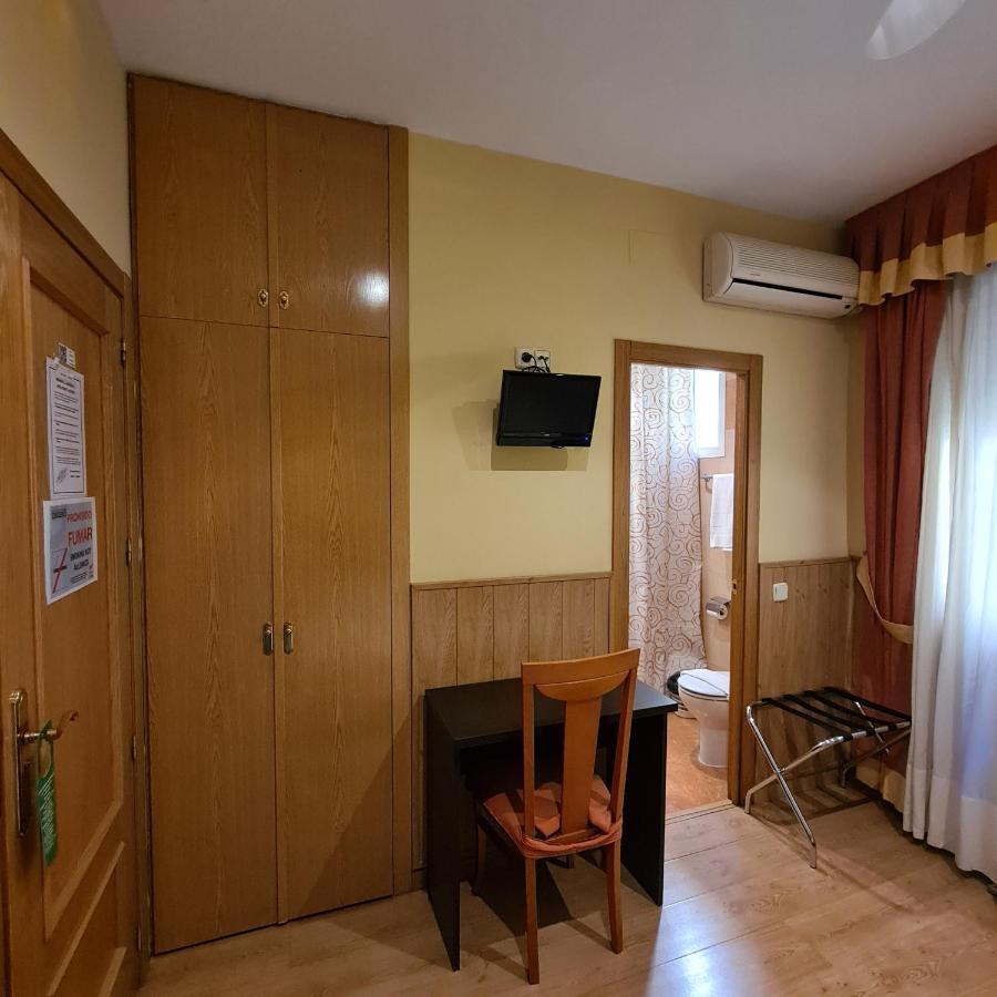 Camera Doppia con Letti Singoli