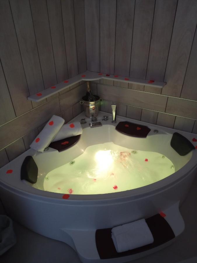 Suite Hot Tub