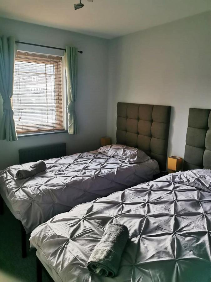 Twin Room,1593889390:JPEG