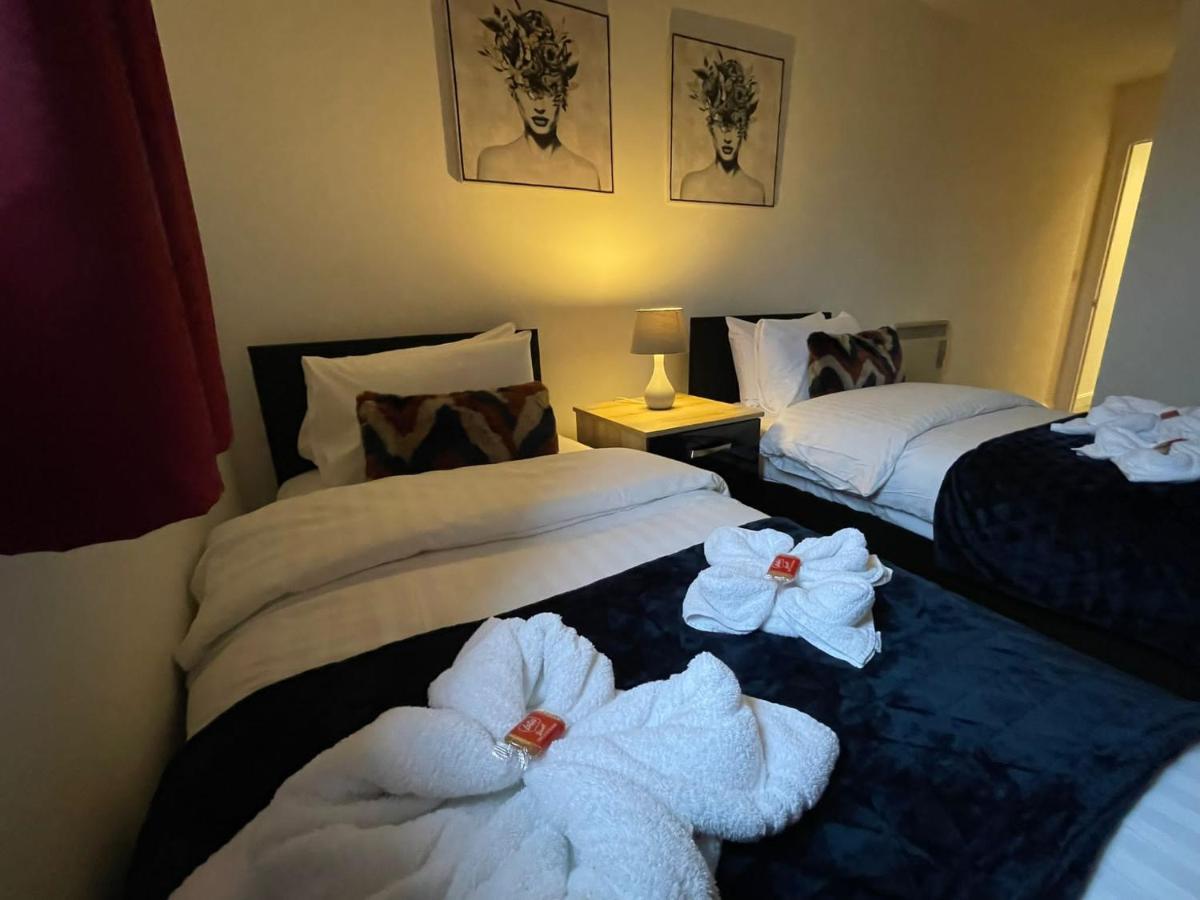Large Twin Room