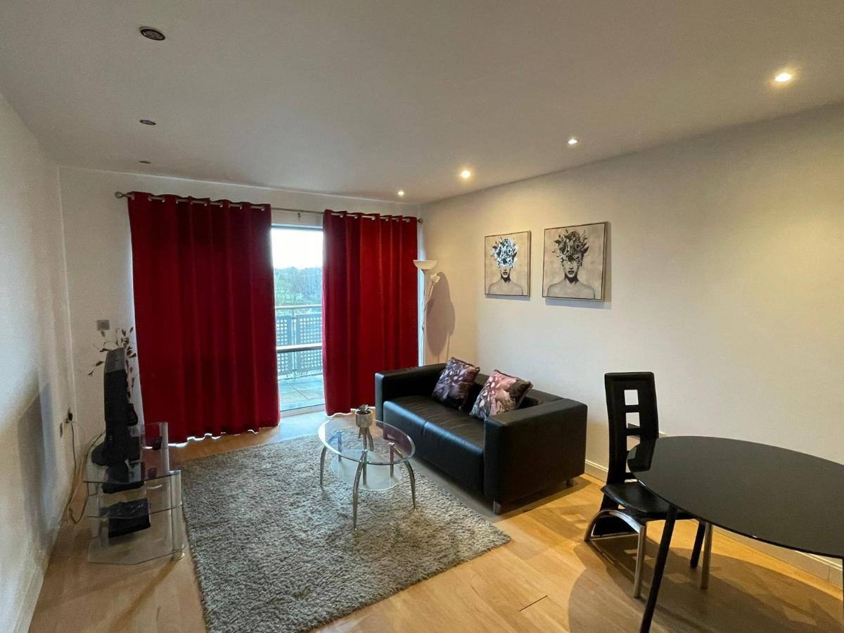 One-Bedroom Apartment River View