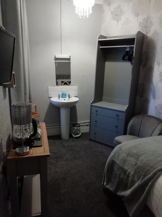 Basic Single Room