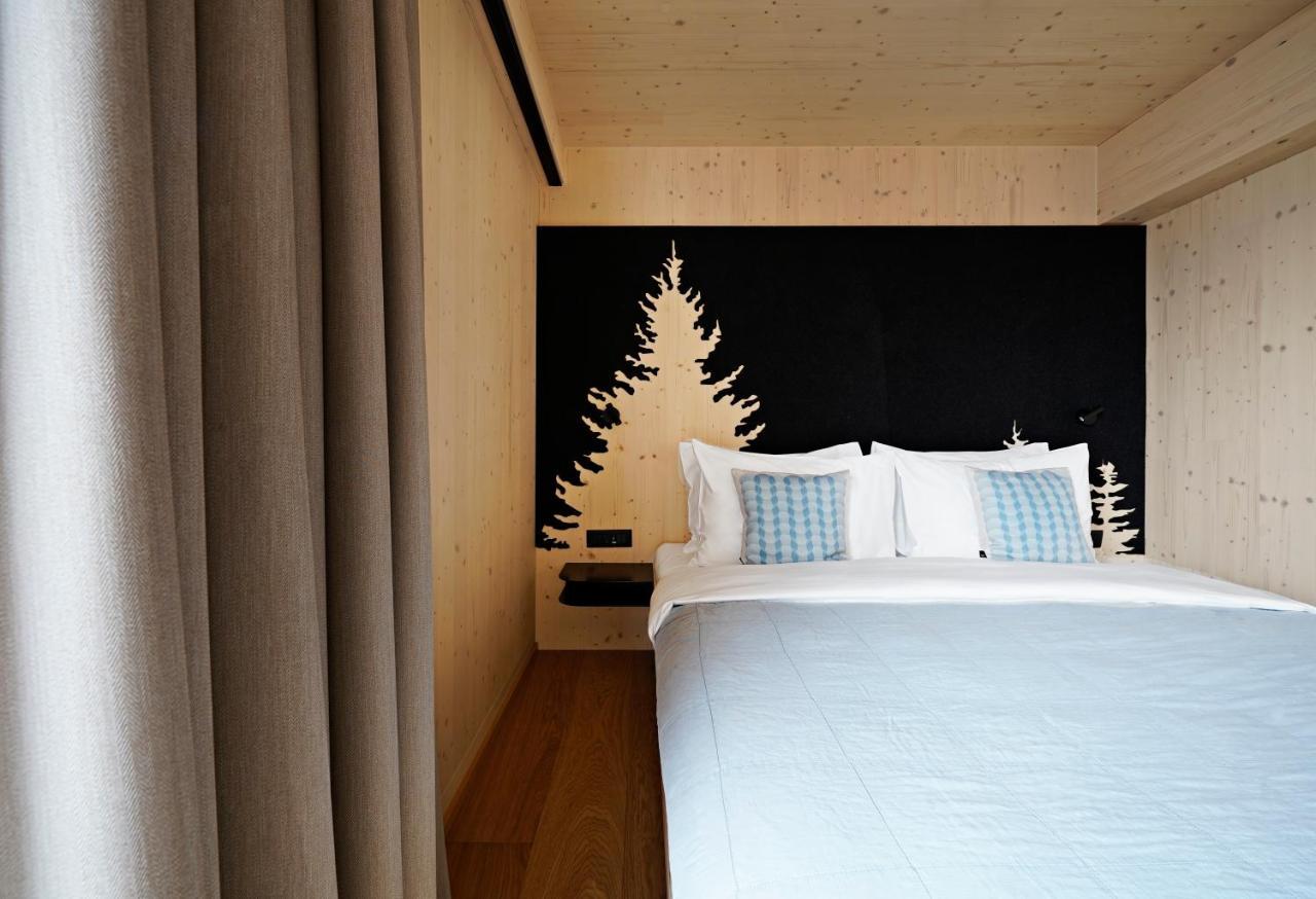 Large Room Terrace