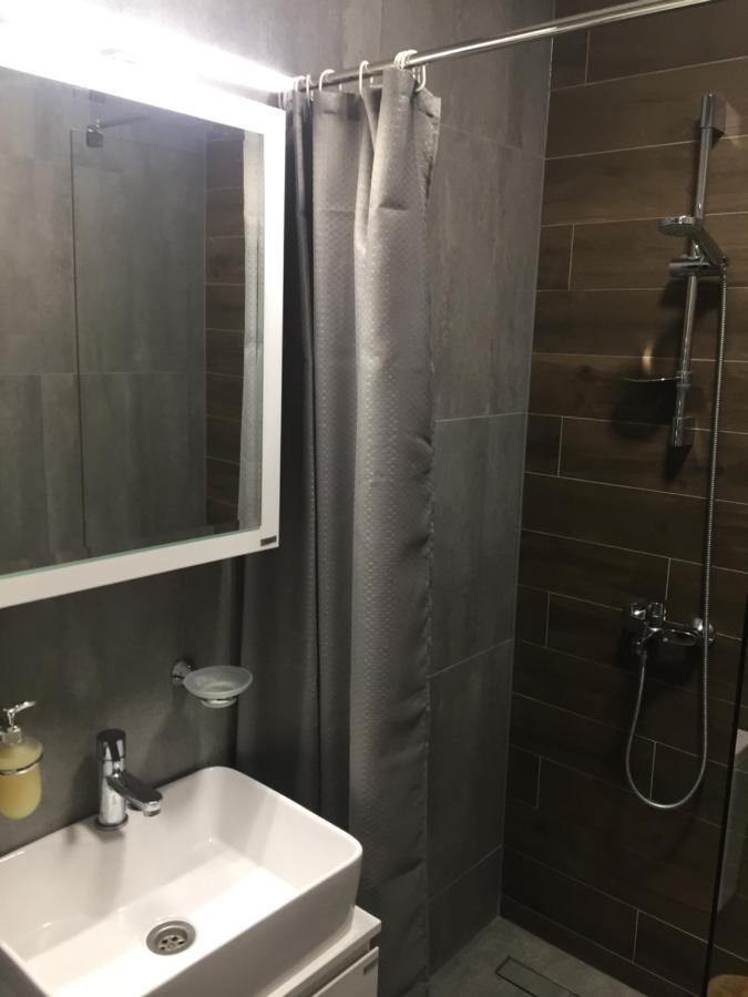 Double or Twin Room Private Bathroom