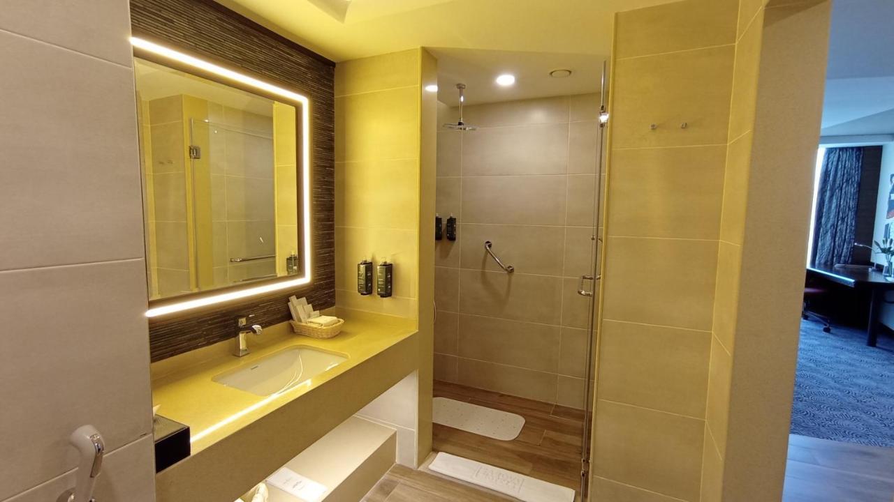 Panafric Deluxe Room