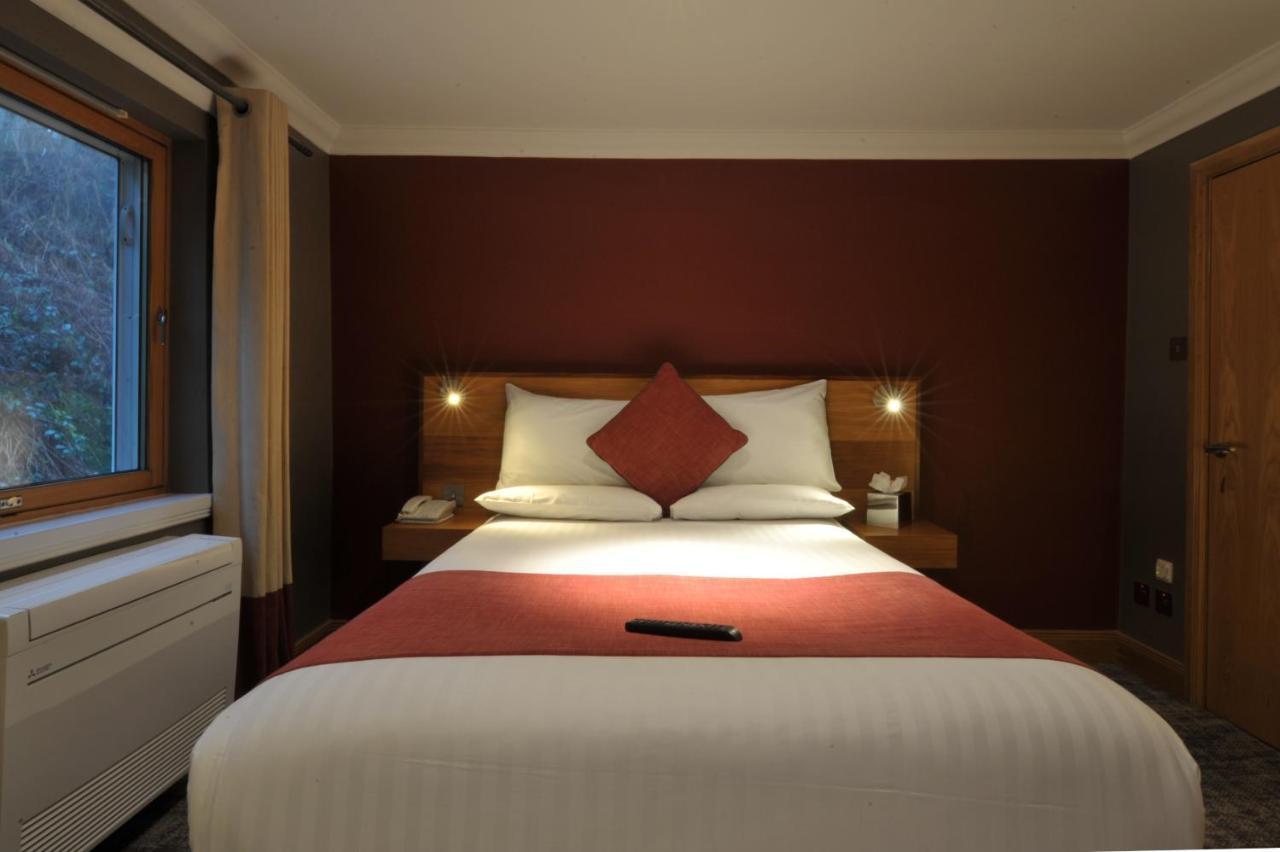 Snug Guest Room