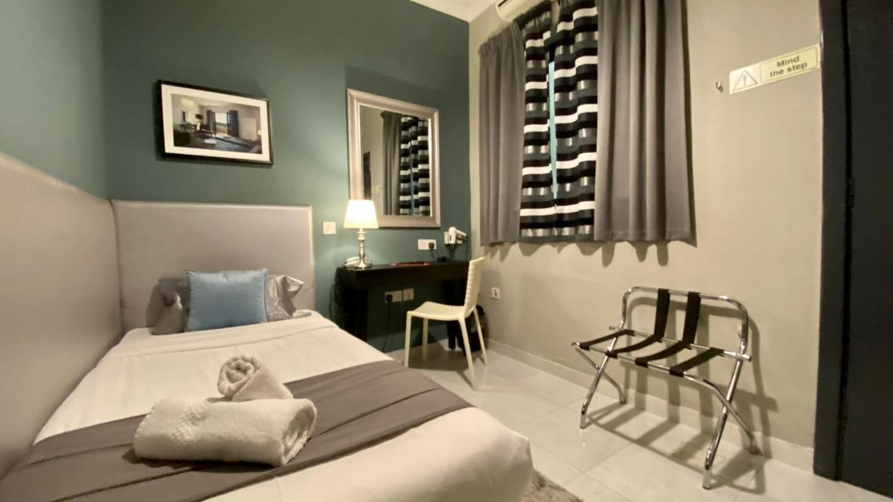 Small Economy Single Room