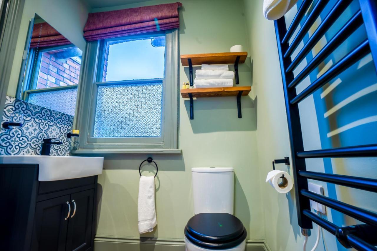 Double Room Private Bathroom