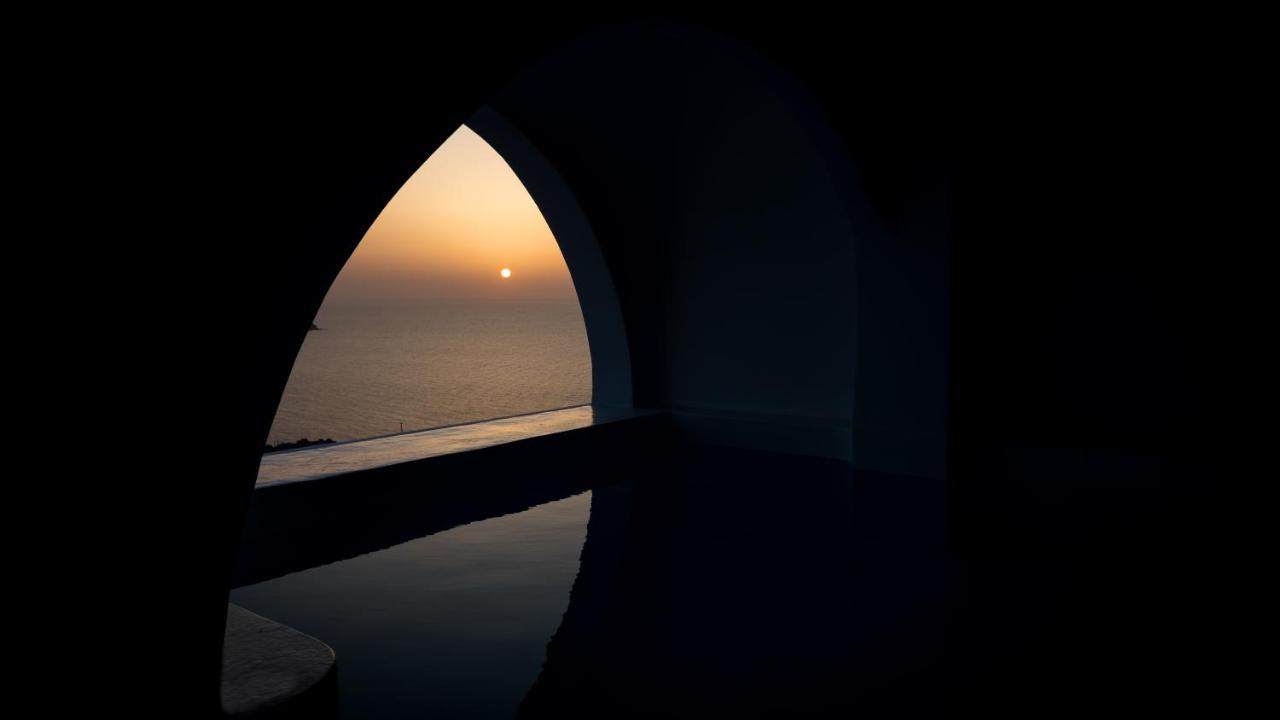 Premium Suite Cave Heated Plunge Pool Jets,1187235937:JPEG