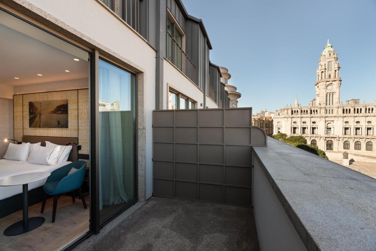 Deluxe Double Room Balcony Aliados View