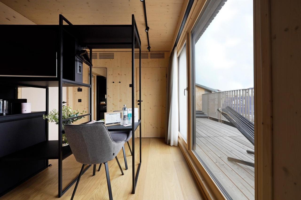 Large Room Terrace