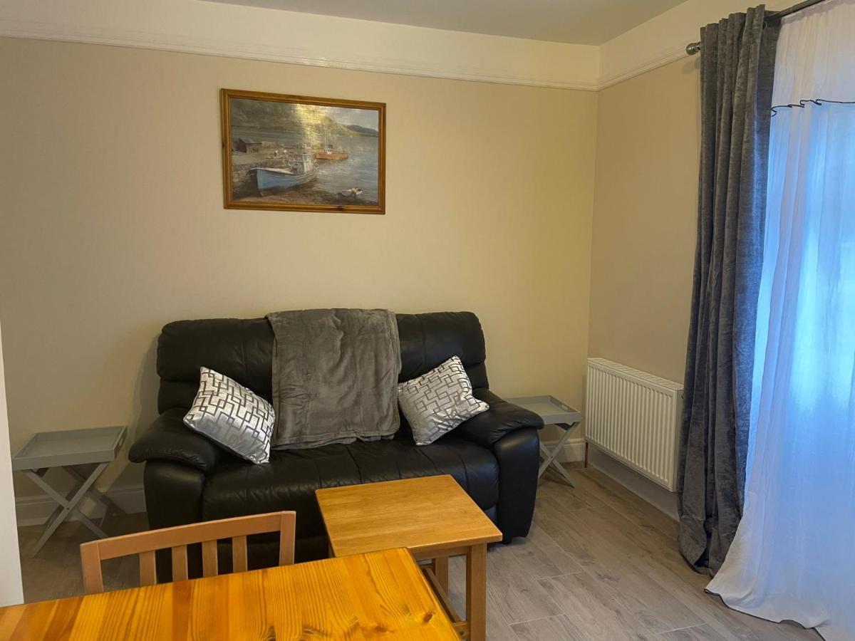 One-Bedroom Apartment,1188137782:JPEG