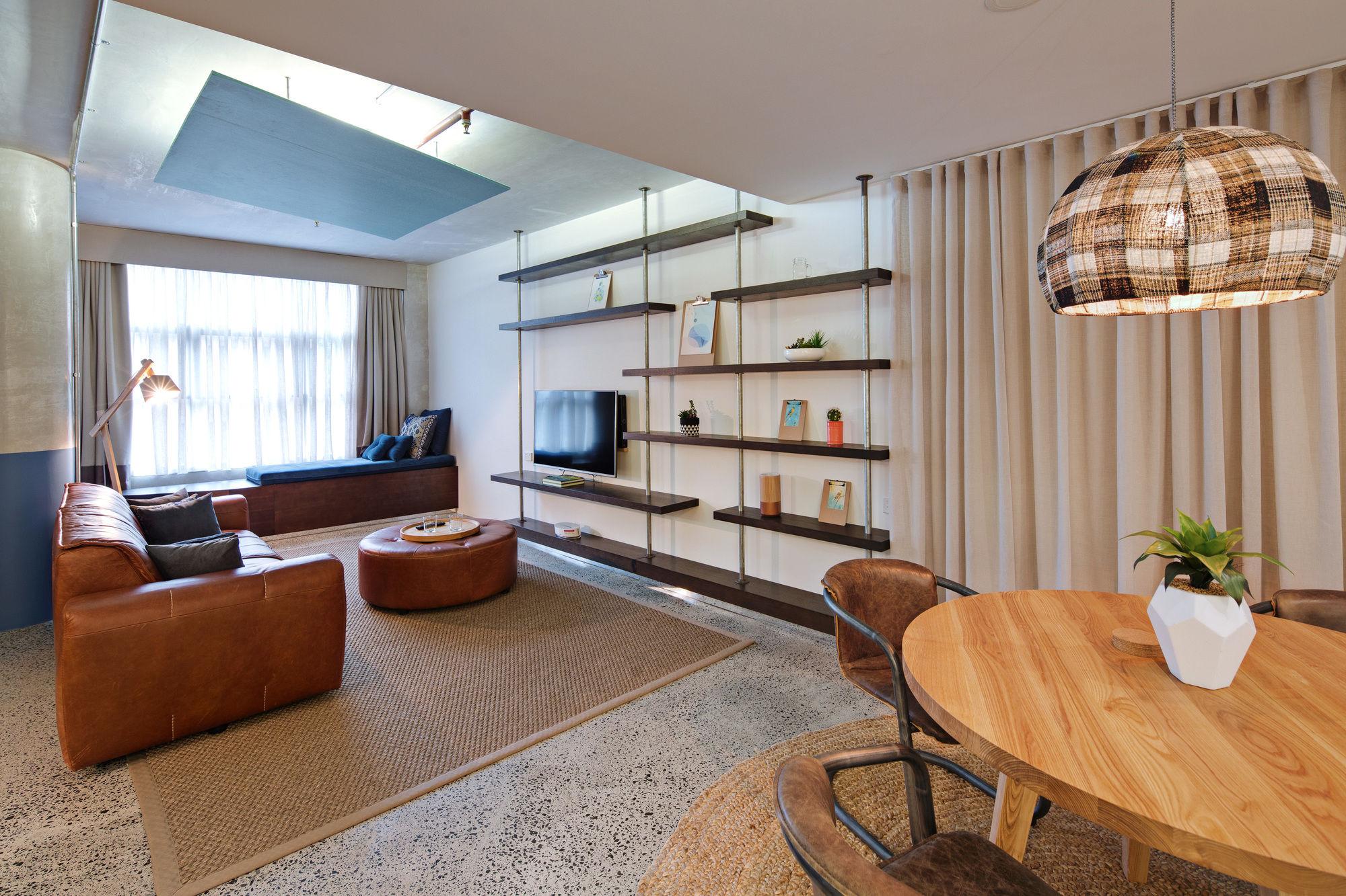 Luxury Suite