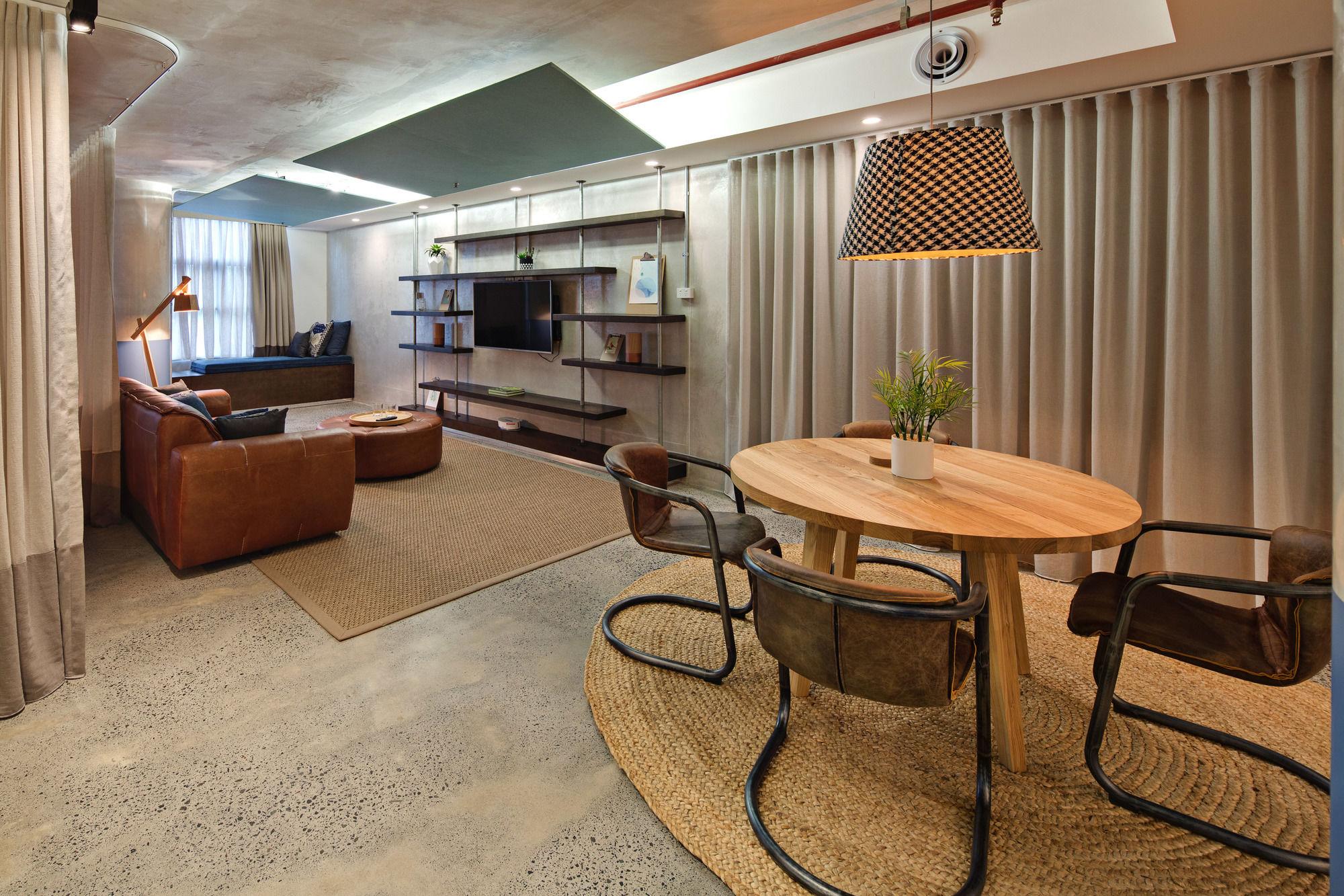 Luxury Suite