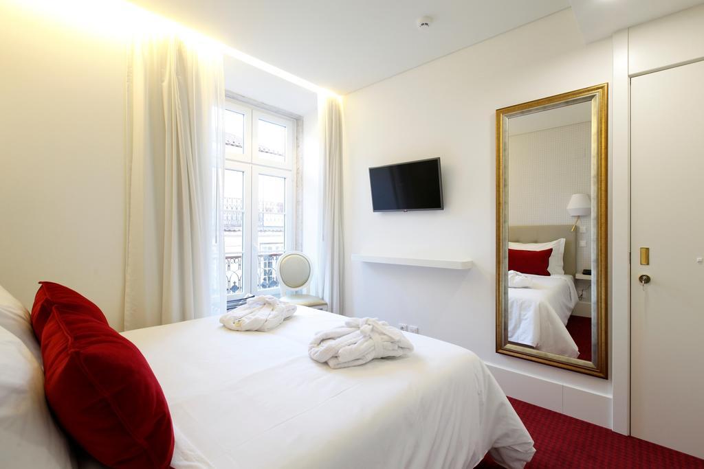 Double or Twin Room Balcony