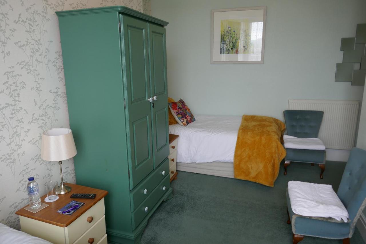Twin Room Cricket View First Floor