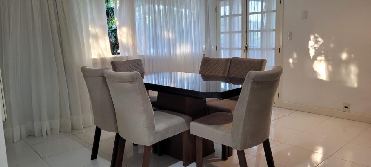 Apartamento com Varanda