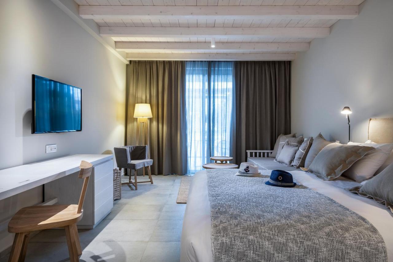 Junior Suite Balcony Adults only 16