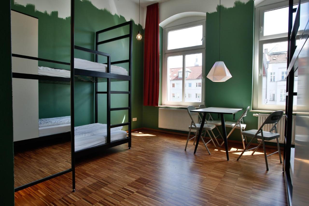 Bed 4-Bed Mixed Dormitory Room