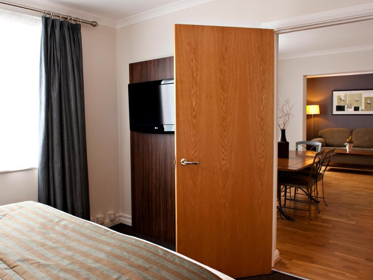 One-Bedroom King Suite City View