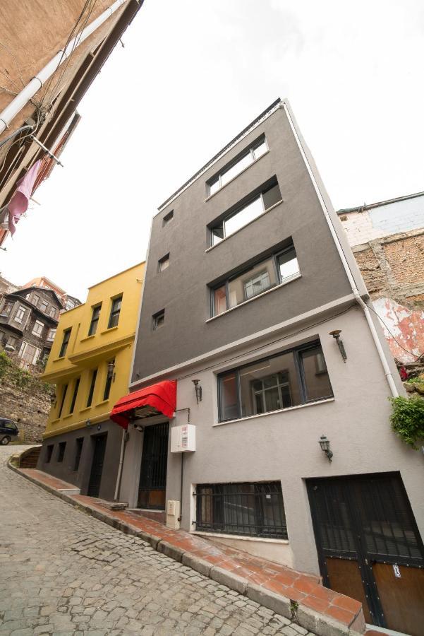 Standard Apartment Annex Building