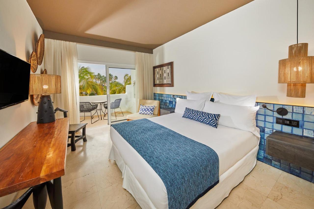 Chambre Double avec Vue sur la Piscine