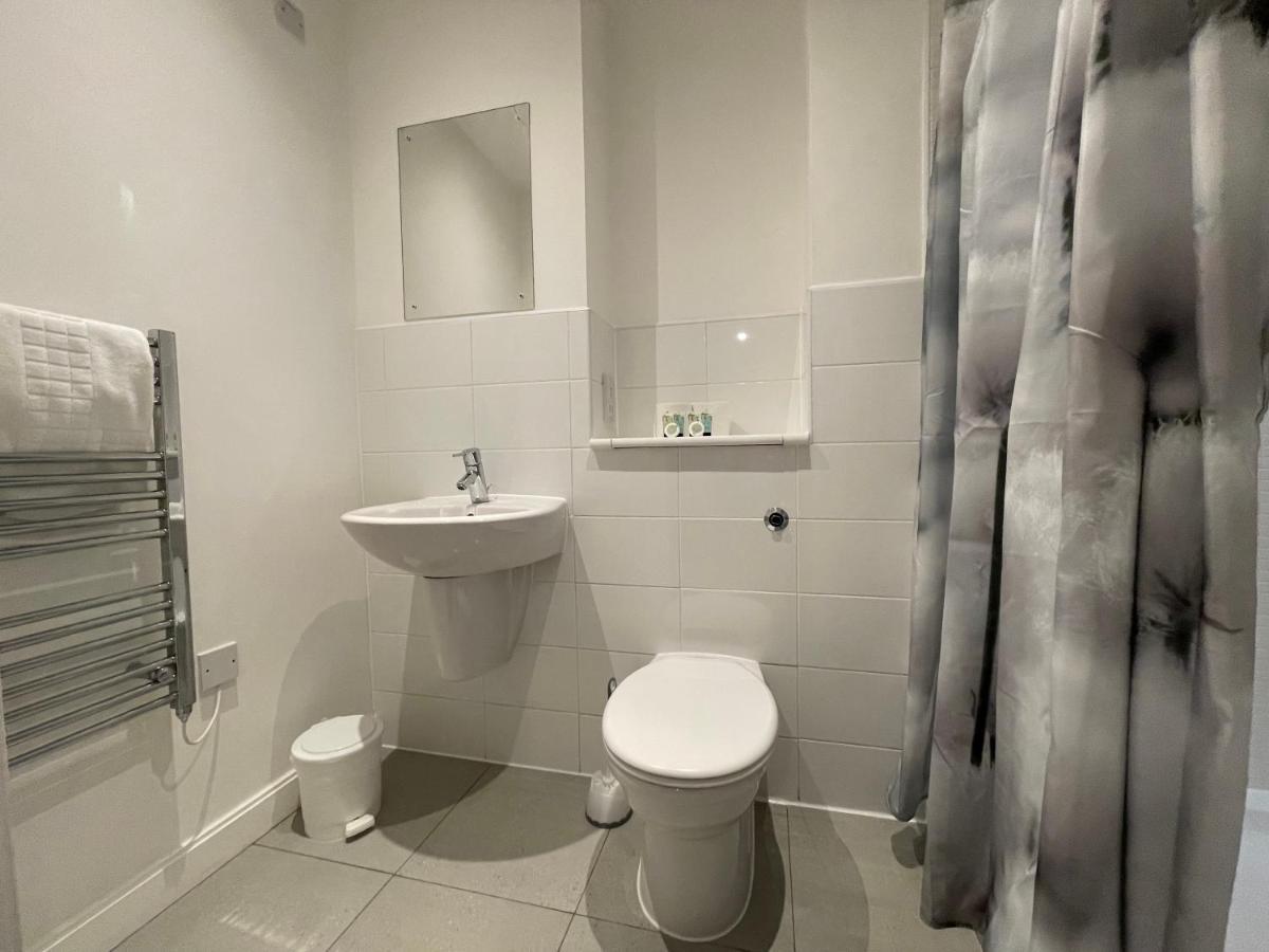 Large Two-Bedroom Apartment