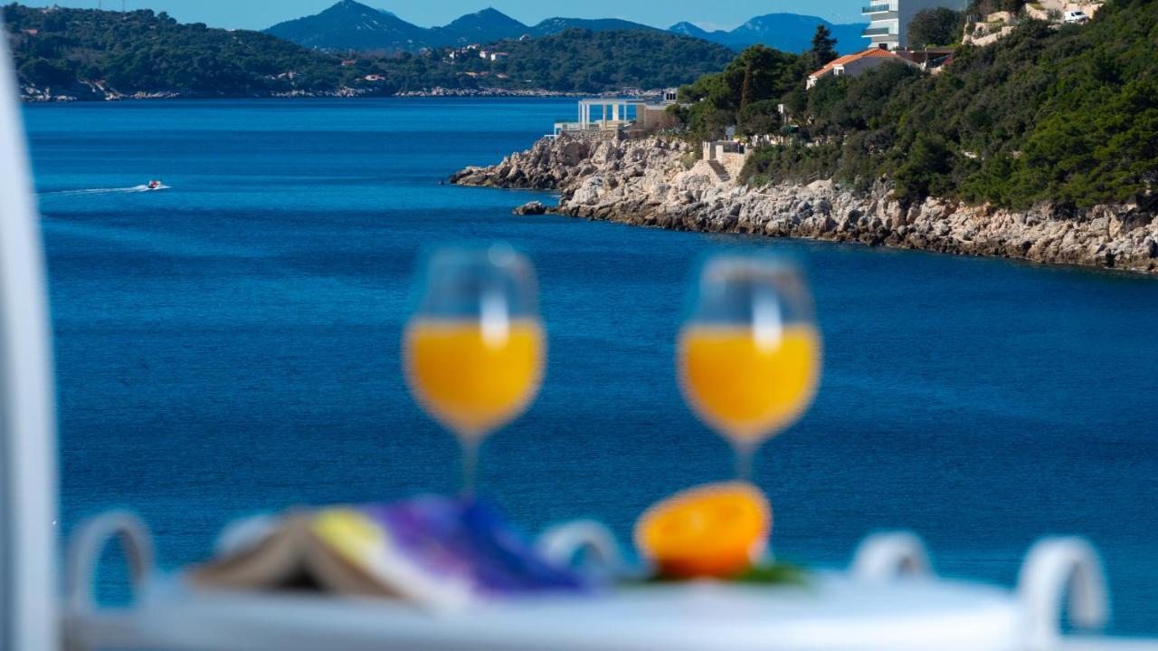 Double or Twin Room Balcony Sea View