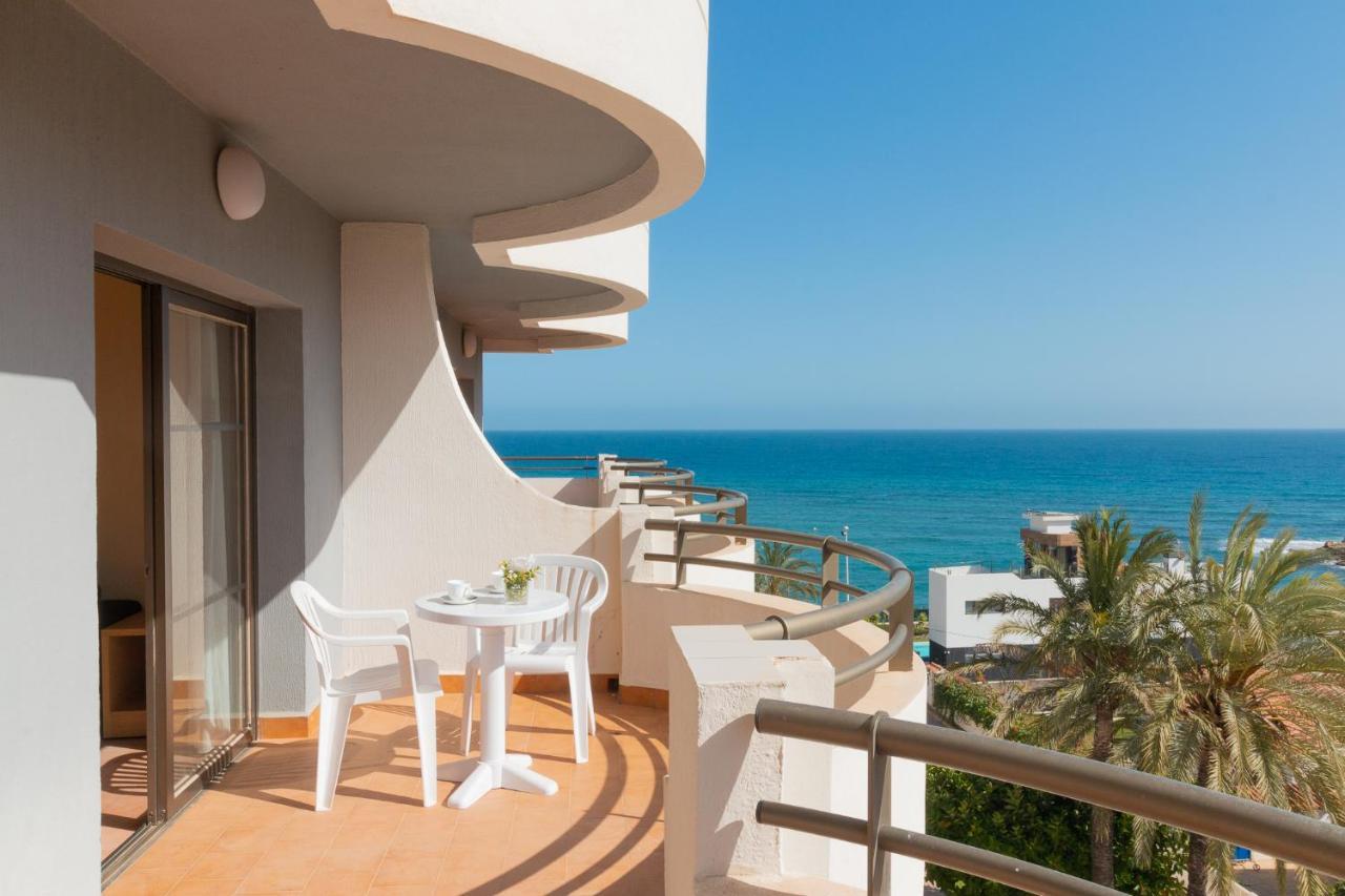 One-Bedroom Apartment with Sea View and Terrace