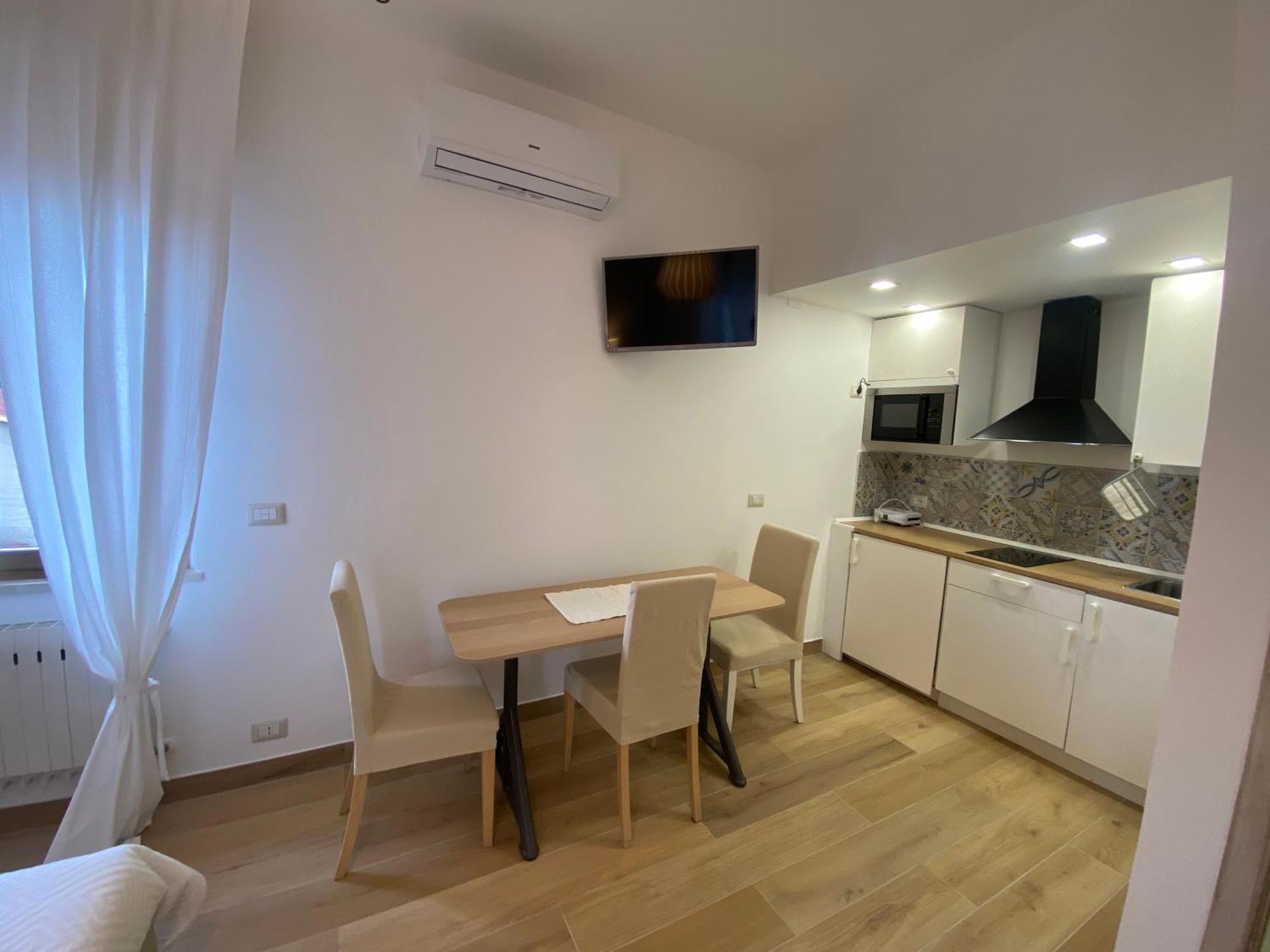 Deluxe Apartment