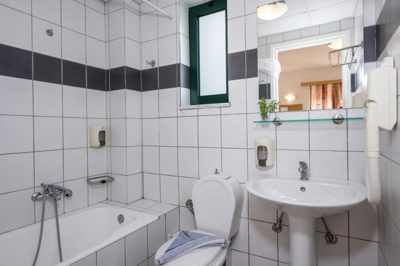 Two-Bedroom Apartment,1199412055:JPEG