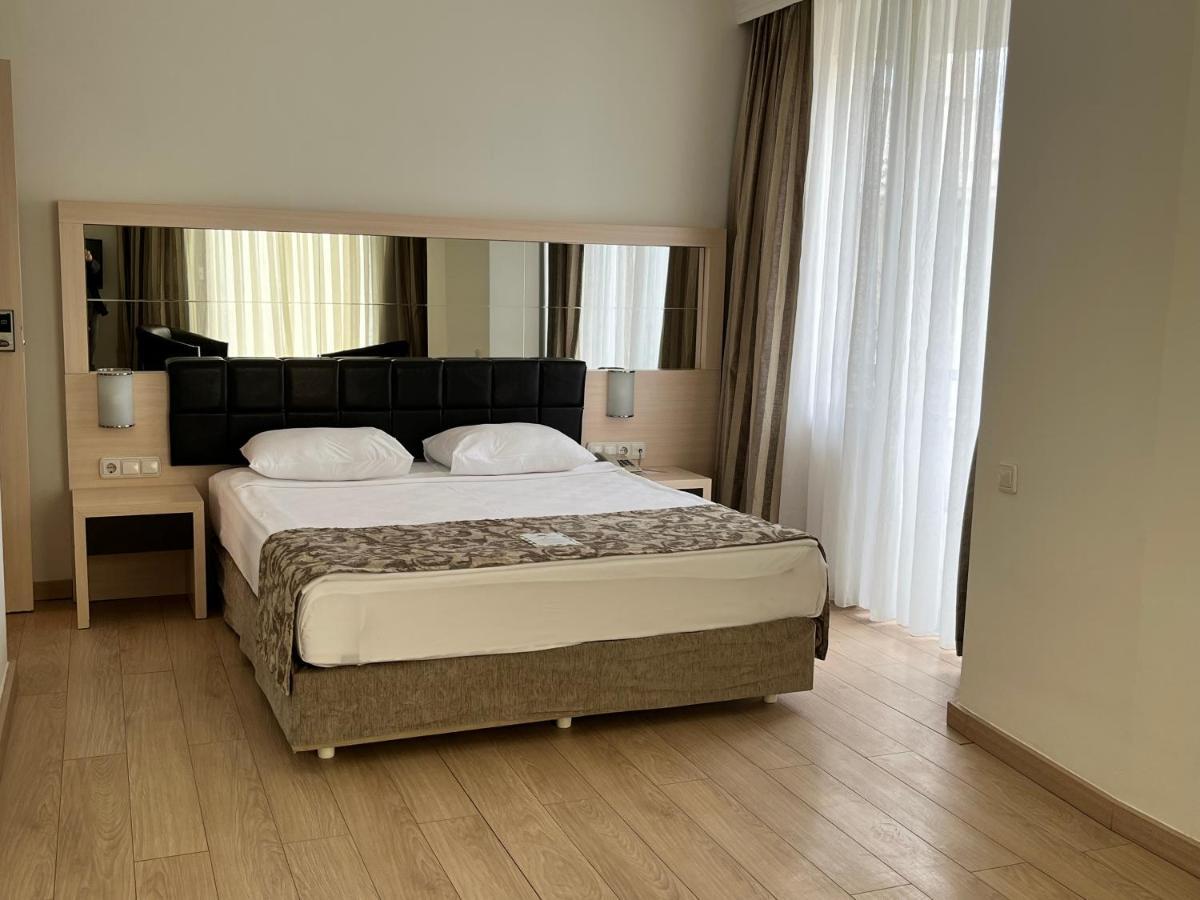 Standard Double Room,1264423456:JPEG