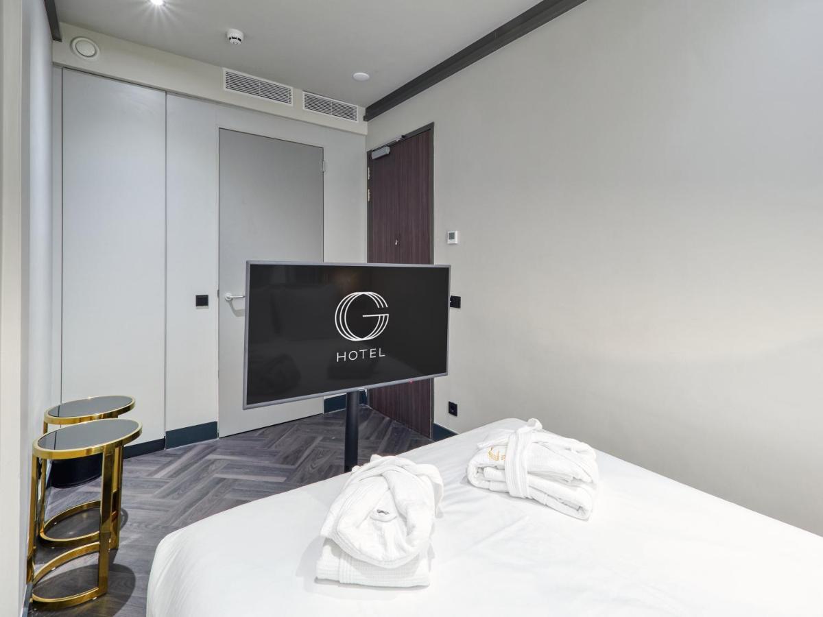 Quarto Duplo Pequeno com Vista Pátio