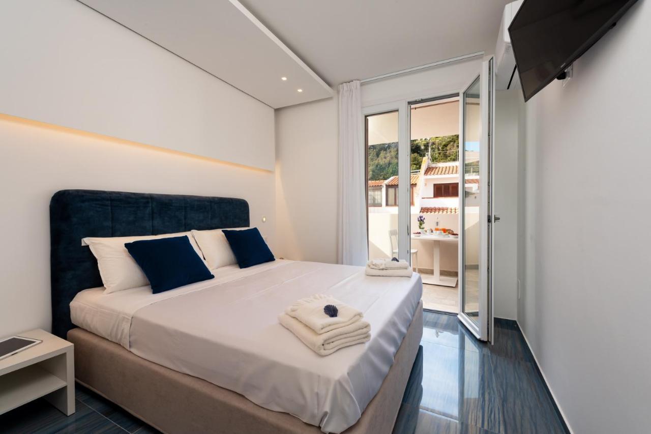 Quarto Duplo com Varanda