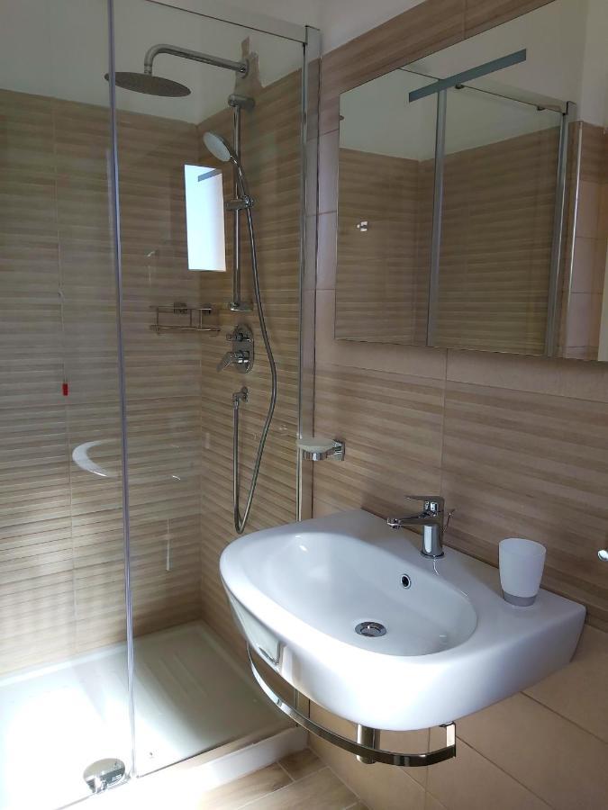 Deluxe Triple Room Sea View