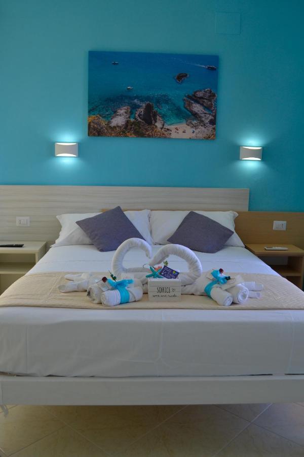 Deluxe Triple Room Sea View