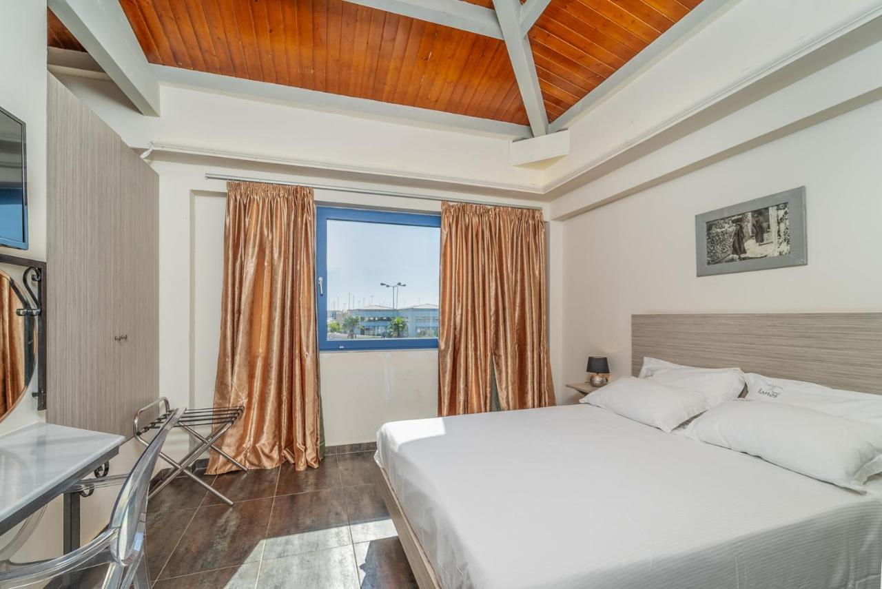 Family Suite Sea & Marina View