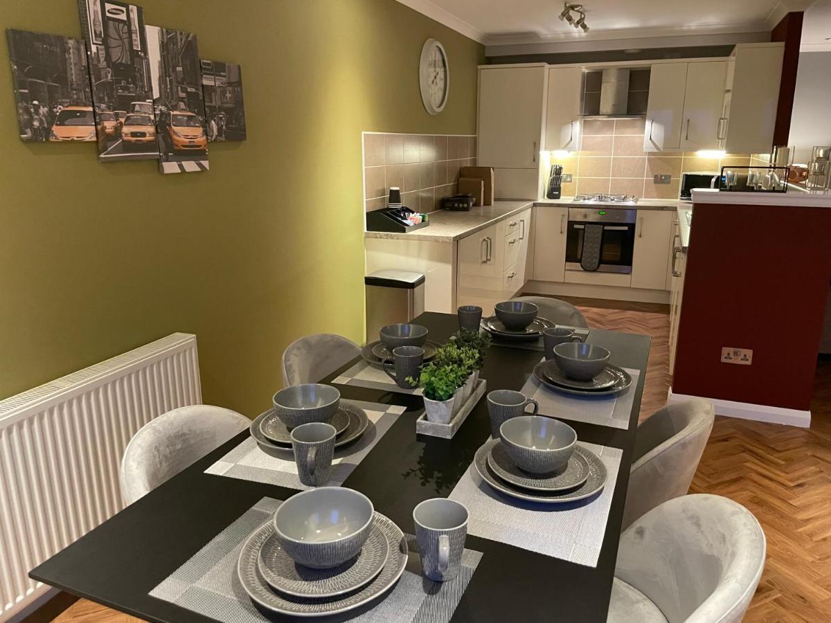 Deluxe Apartment