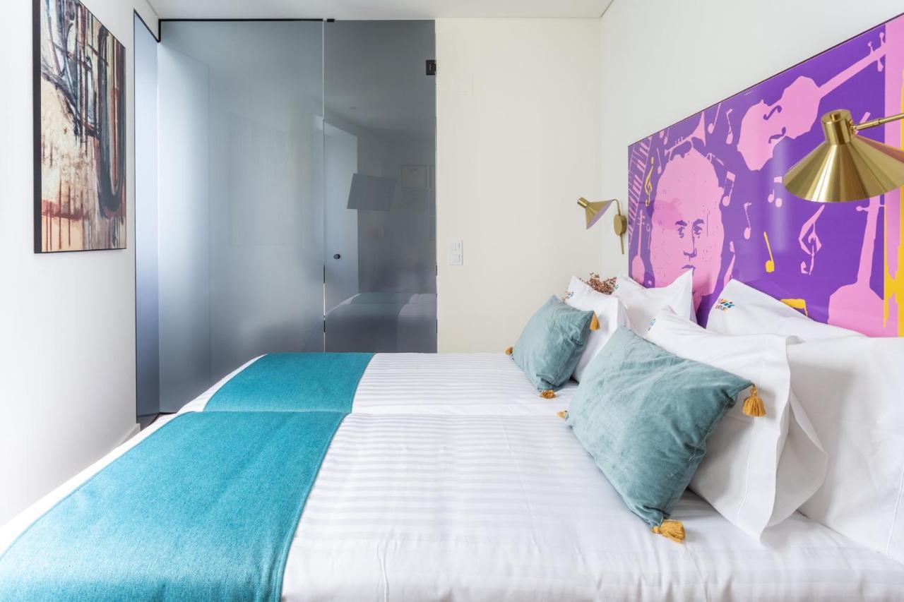 Twin Room Private Bathroom