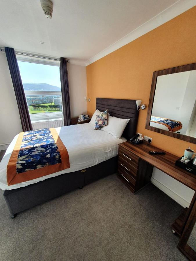 Double Room,1205496808:JPEG