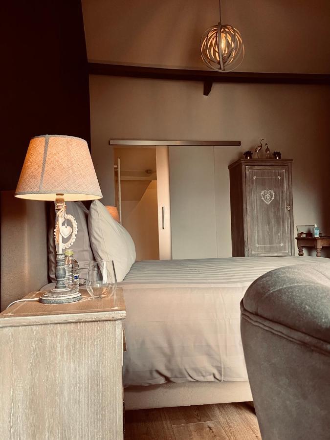 Deluxe Double Room Bath