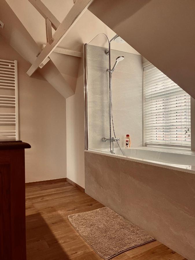 Deluxe Double Room Bath