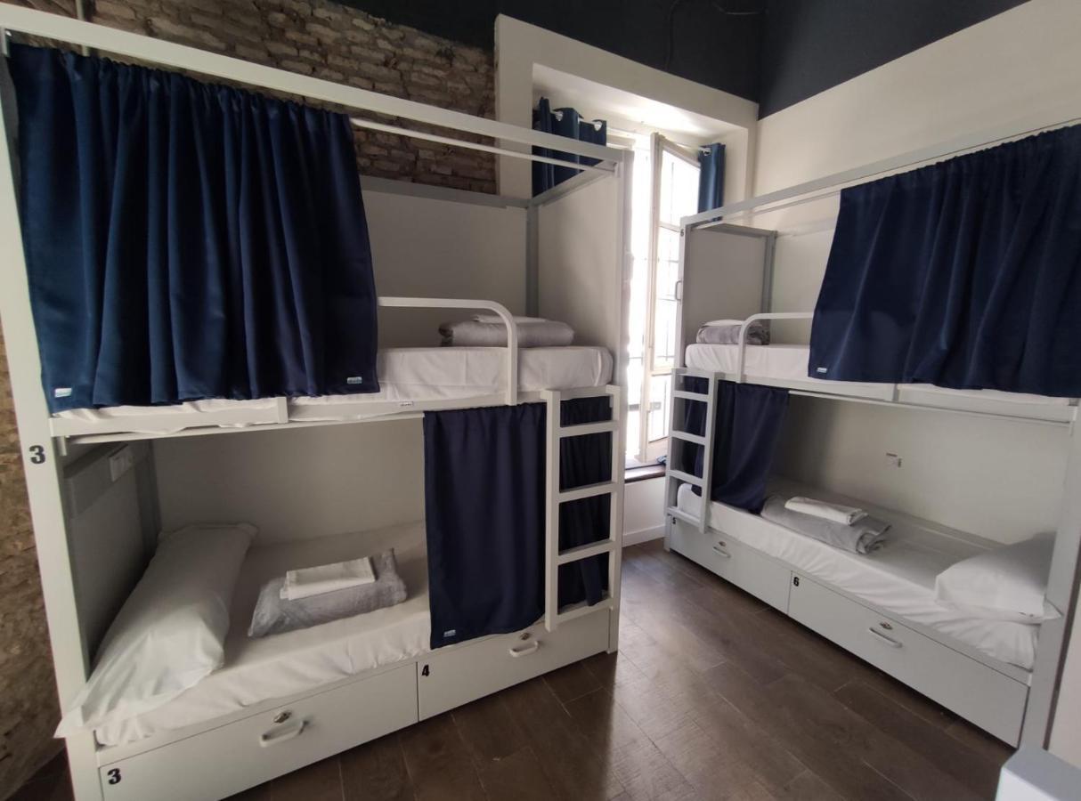 Bed 10-Bed Mixed Dormitory Room